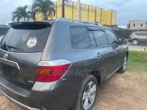 Toyota Highlander Sport 2010 Gray