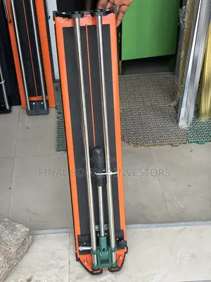 60 by 60 Pencil Mouth Tile Cutter