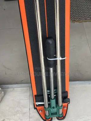 60 by 60 Pencil Mouth Tile Cutter