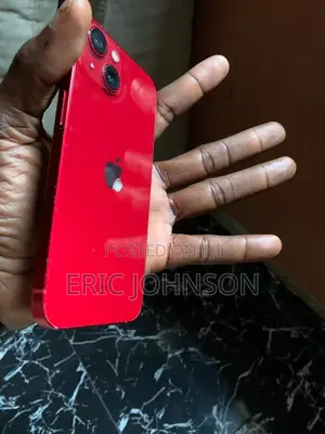 Apple iPhone 13 128 GB Red