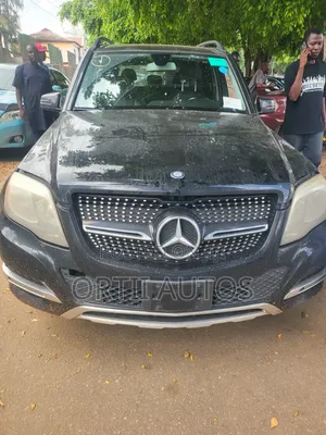 Mercedes-Benz GLK-Class 2014 Black