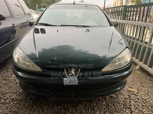 Peugeot 206 2005 Green