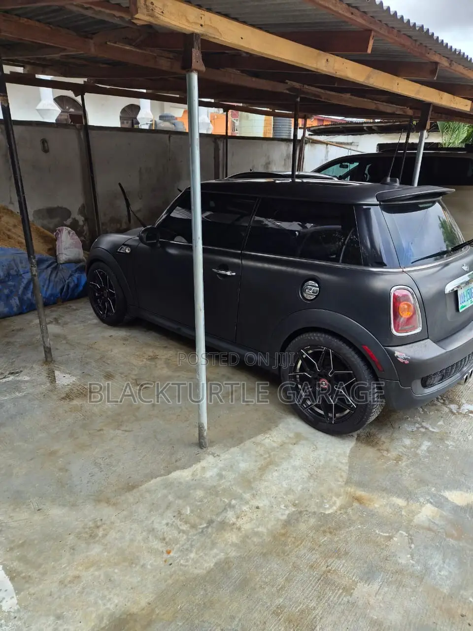 Mini Cooper 2010 Black