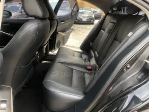 Lexus IS 2014 Black