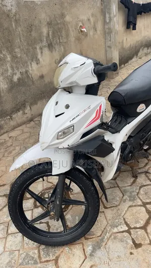 TVS Neo NX 2024 White