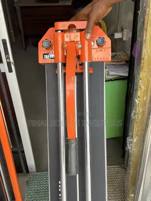 100 by 100 High Grade Tile Cutter