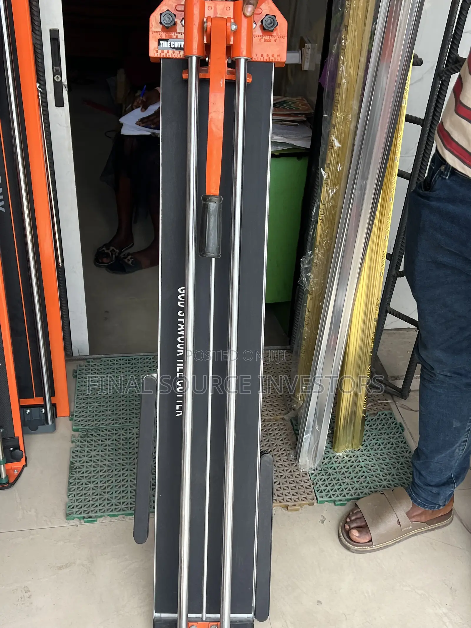100 by 100 High Grade Tile Cutter