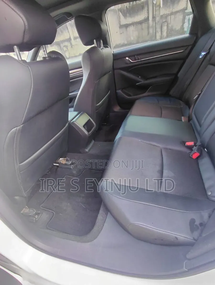 Honda Accord 2018 White