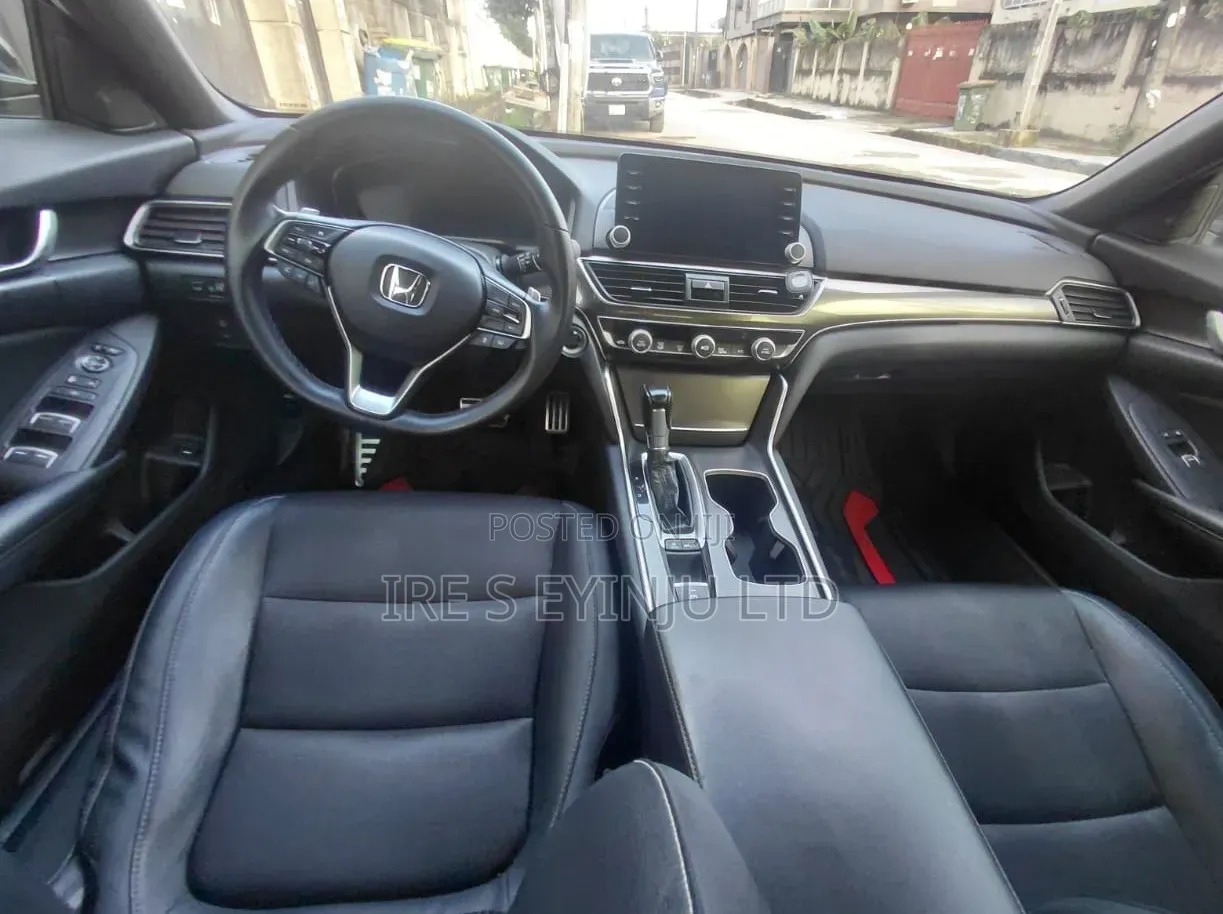 Honda Accord 2018 White