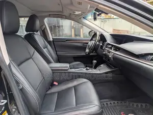 Lexus ES 2013 Black