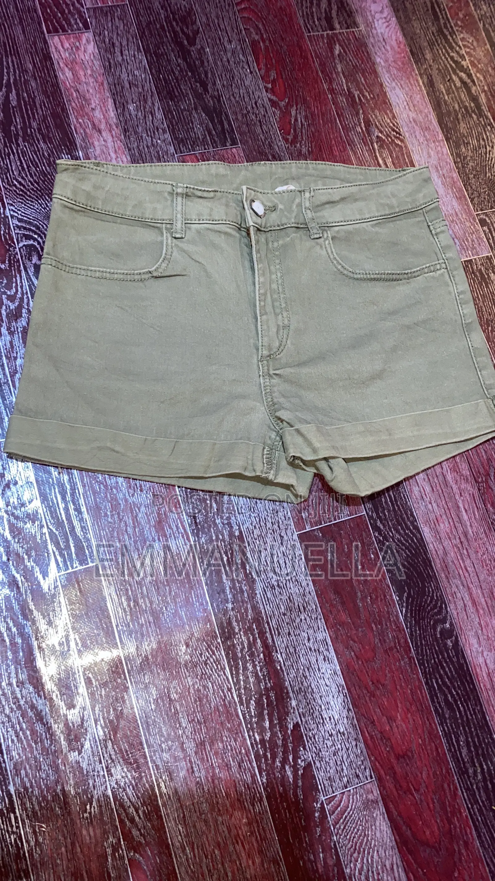 Ella Starz Thrift