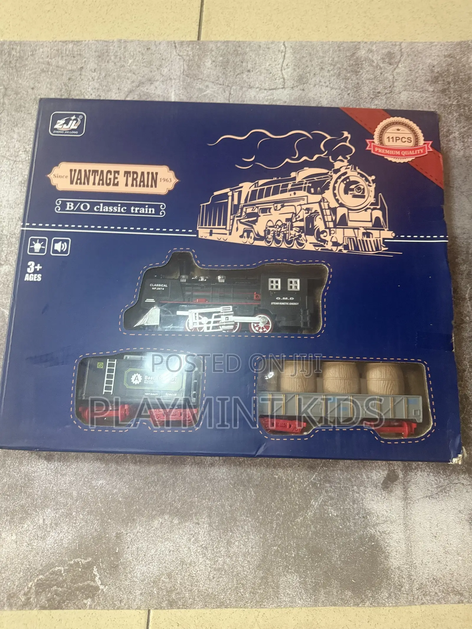Vantage Classic Train Toy Set