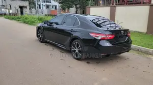 Toyota Camry 2018 Black