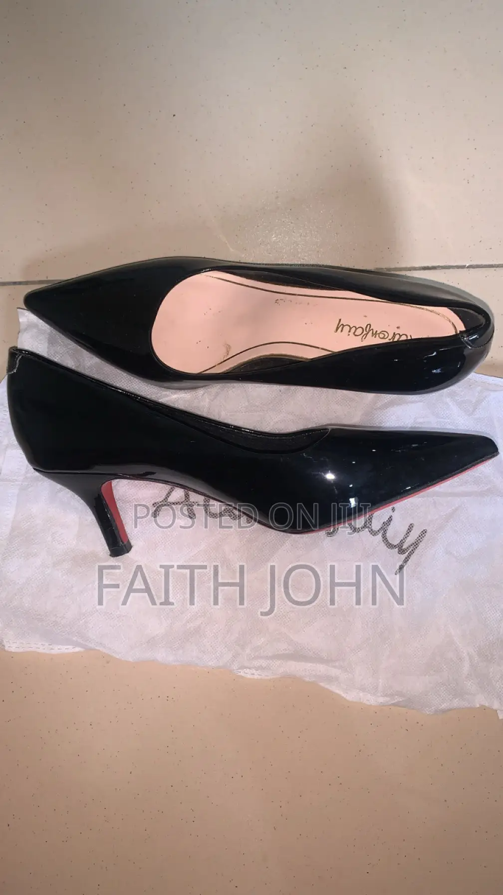 Black Patent Pointed-Toe Kitten Heel Pumps