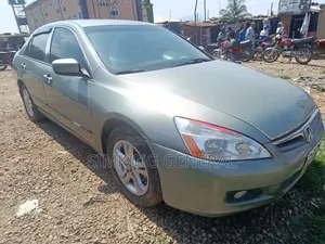 Honda Accord 2006 Gray
