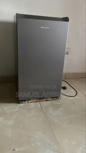 Hisense 90 Litres Single Door Refrigerator – Silver