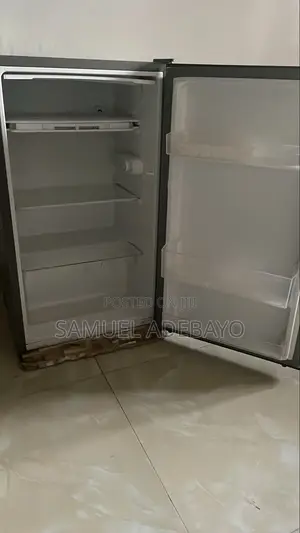 Hisense 90 Litres Single Door Refrigerator – Silver