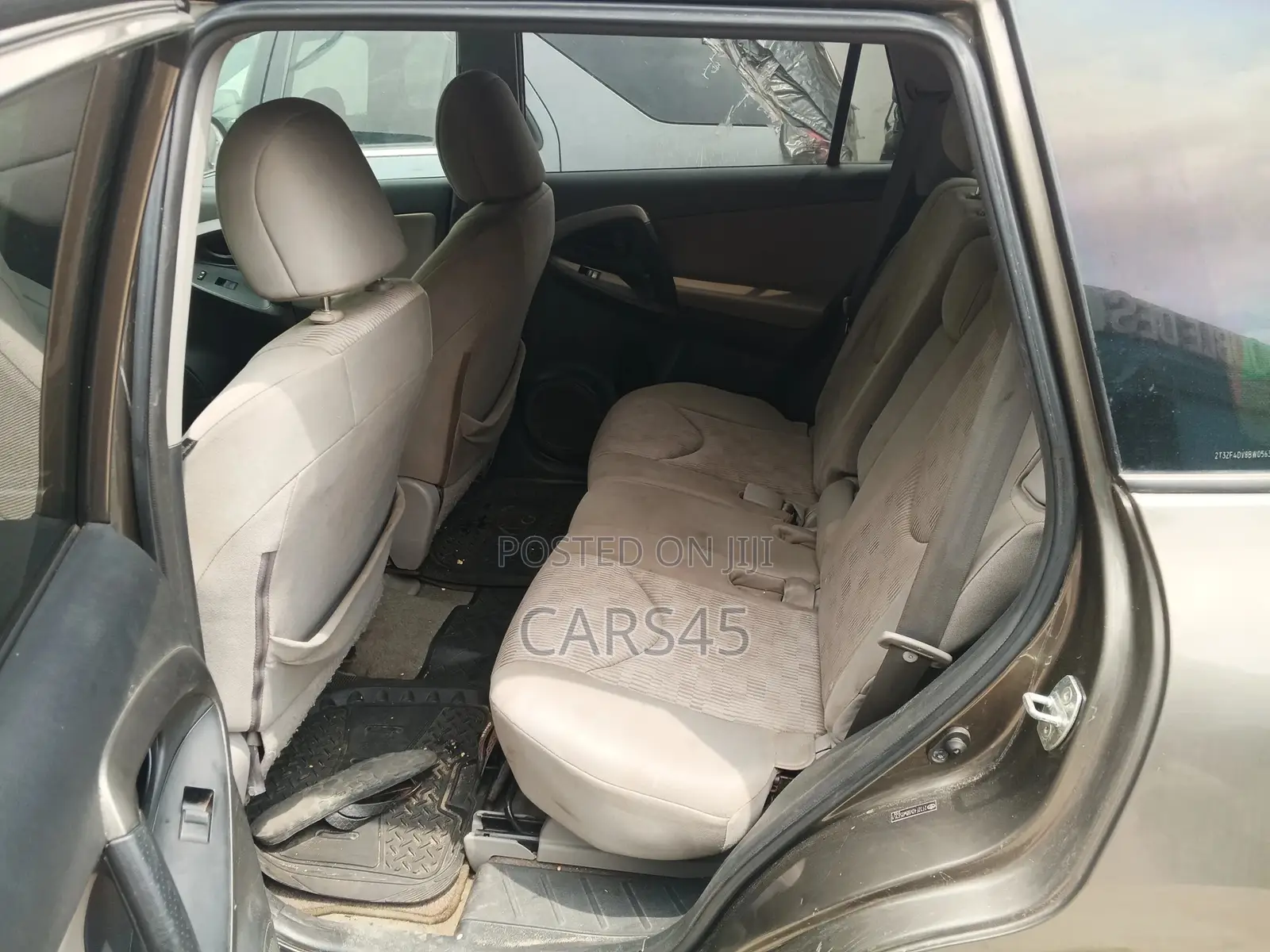Toyota RAV4 2011 Gray