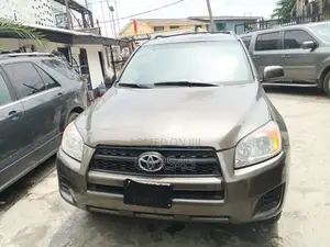 Toyota RAV4 2011 Gray