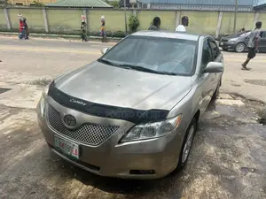 Toyota Camry LE V6 4dr Sedan (3.5L 6cyl 6AM) 2008 Silver