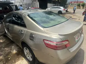 Toyota Camry LE V6 4dr Sedan (3.5L 6cyl 6AM) 2008 Silver