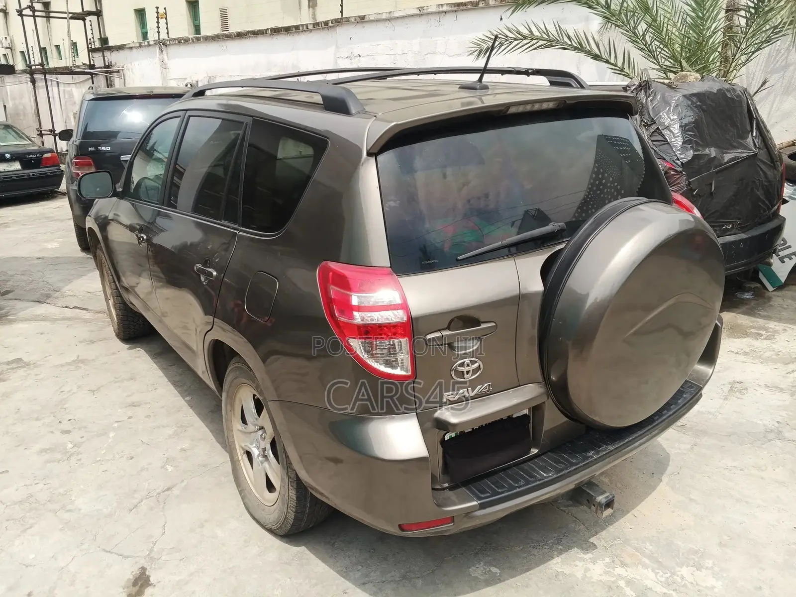 Toyota RAV4 2011 Gray