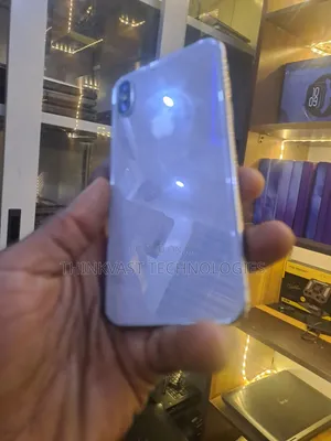 Apple iPhone X 256 GB White
