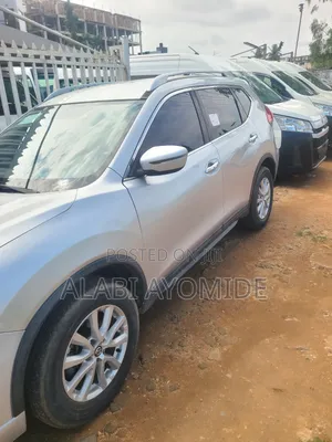Nissan Rogue 2018 Silver