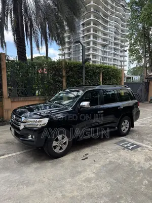 Toyota Land Cruiser 4.5 V8 VXR 2021 Black