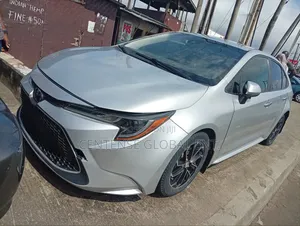 Toyota Corolla 2020 Silver