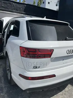 Audi Q7 2018 White