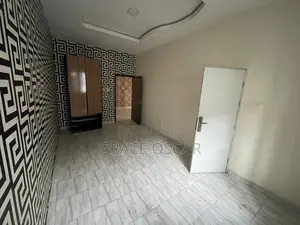 4bdrm Duplex in Agungi for sale