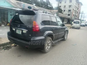 Lexus GX 470 Sport Utility 2006 Black
