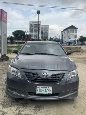Toyota Camry 2008 Gray