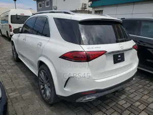 Mercedes-Benz GLE-Class 2022 White
