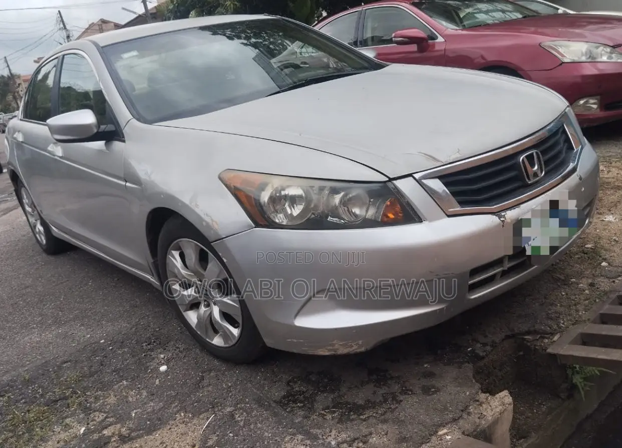 Honda Accord 2010 Silver