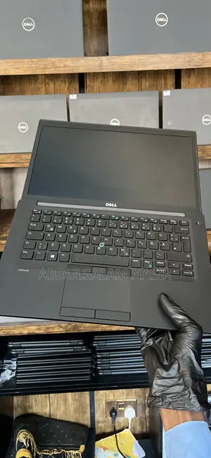 Laptop Dell Latitude 7490 8GB Intel Core i7 SSD 256GB