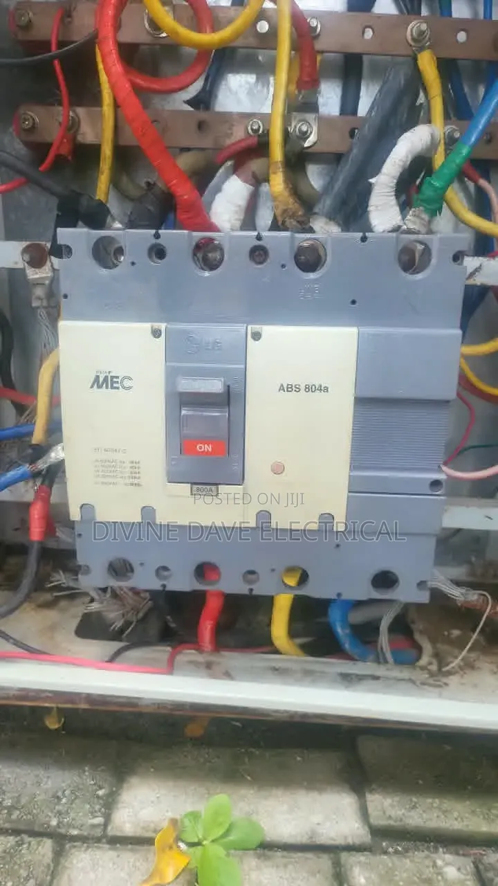 800a McCb Breakers