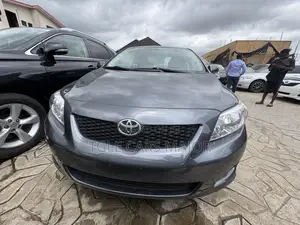 Toyota Corolla 2009 Gray