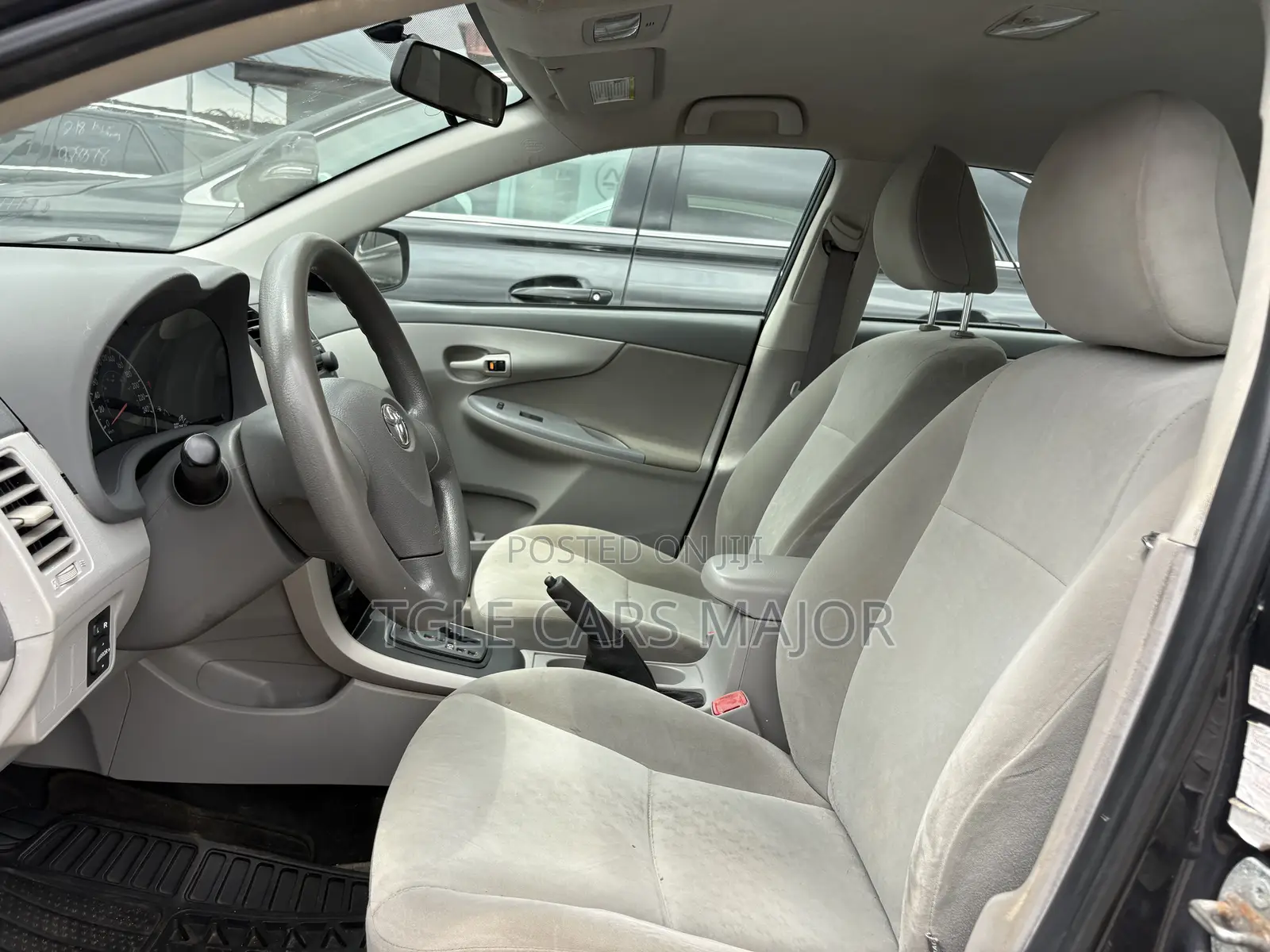 Toyota Corolla 2009 Gray