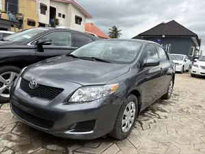 Toyota Corolla 2009 Gray