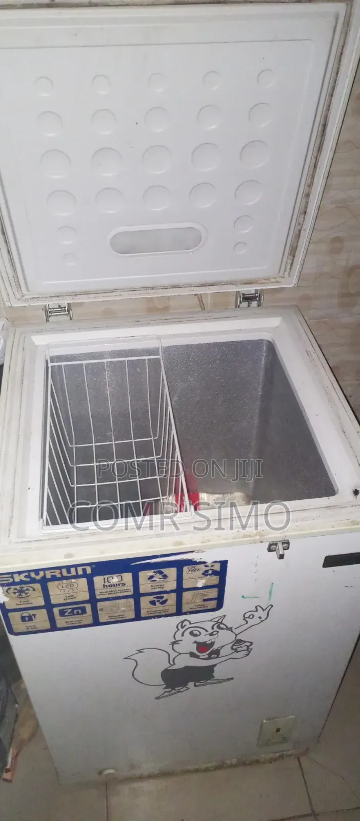 Refrigerator
