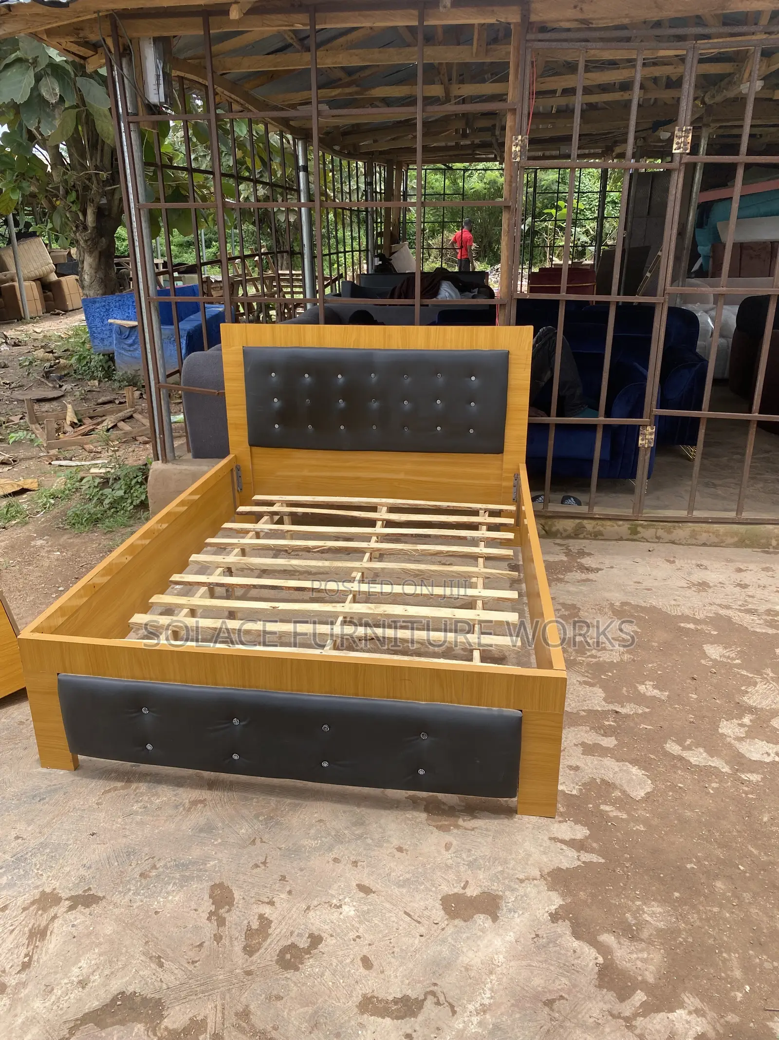 4/ Half Bed Frame
