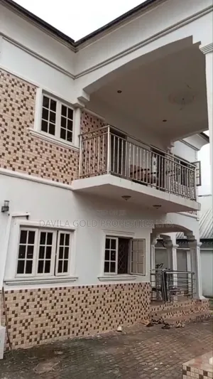 5bdrm Duplex in Benin City for sale