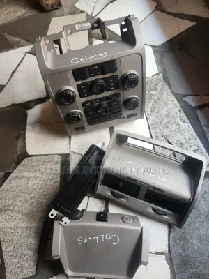 Complete Dashboard Face Ford Escape 2008 to 2010