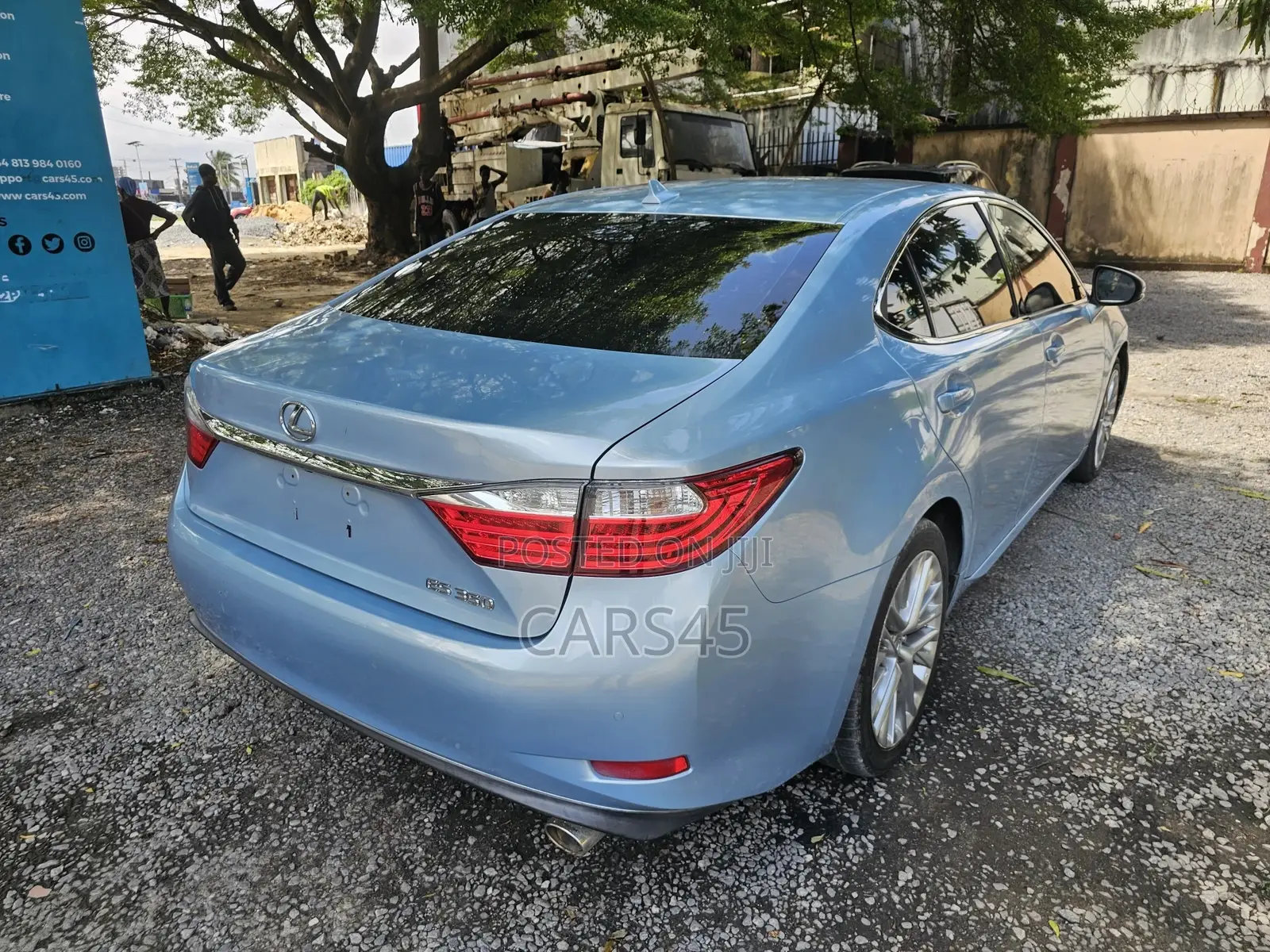 Lexus ES 2013 Blue
