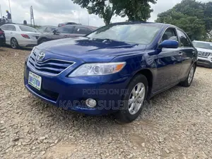 Toyota Camry 2011 Blue
