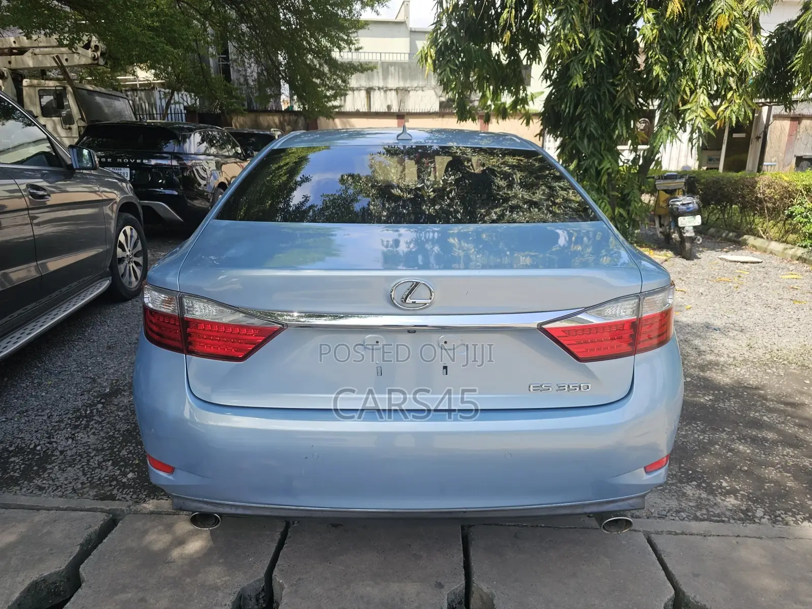 Lexus ES 2013 Blue
