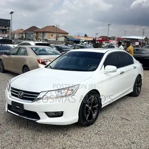 Honda Accord Sport 4dr Sedan FWD (2.4L 4cyl 2A) 2013 White