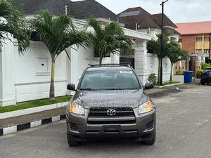 Toyota RAV4 2012 Brown